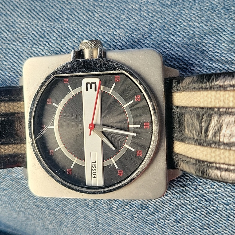 Fossil watch
